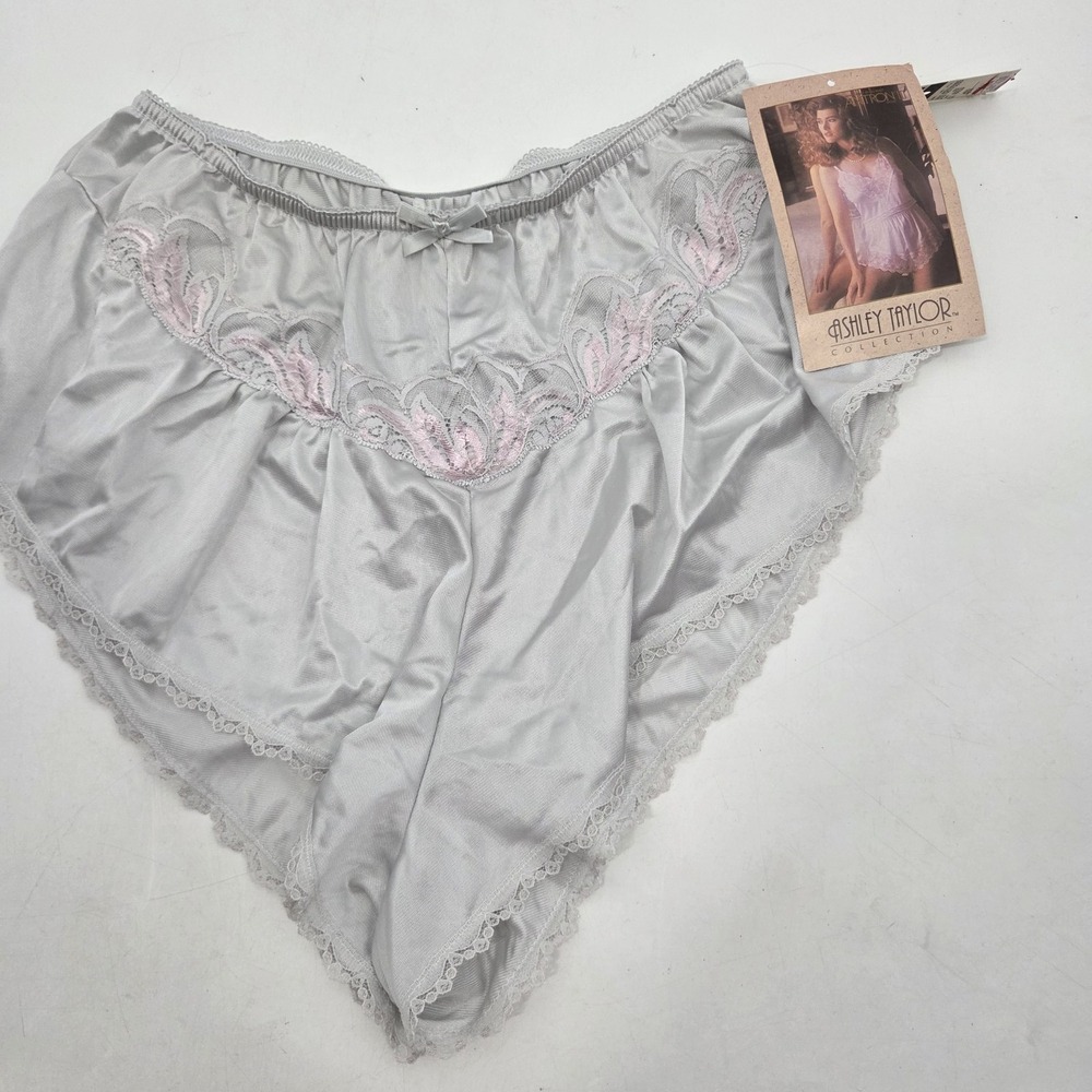VTG 80s Deadstock Ashley Taylor Grey Lingerie Lace Sissy Panties Girly Medium